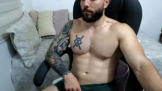 Isaac_Carter webcam