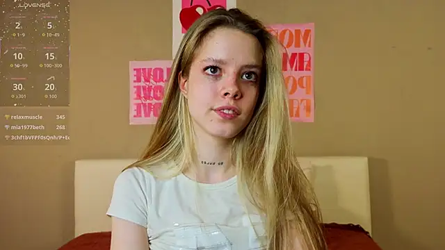 TiffinyMergist webcam