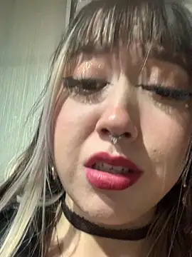 VictoriaGerard_Pink webcam