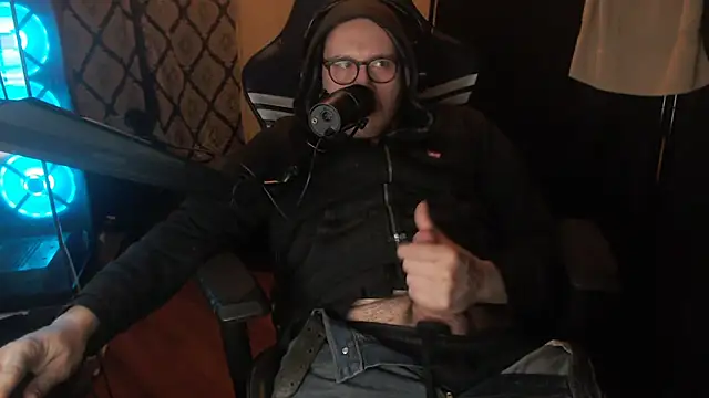 chicostick413 webcam