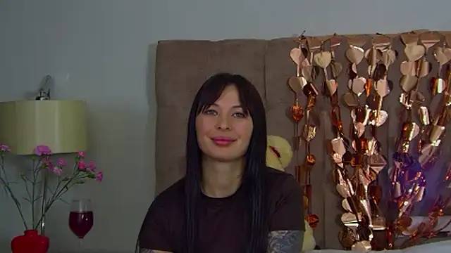 AlexandraBloom webcam