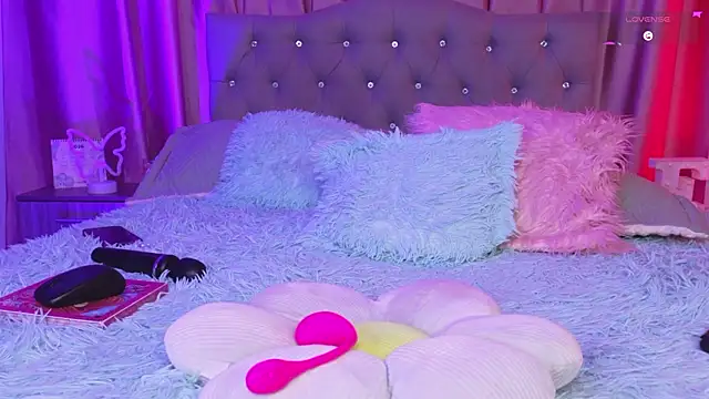 Emiily_Scott1 webcam