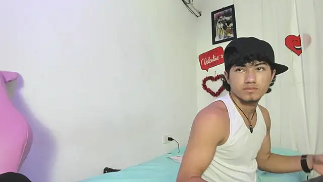 Laura_and_Kevin webcam