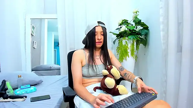 ViictoriiaSaenz webcam