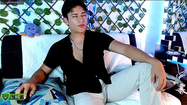 Liam_Chameliam webcam