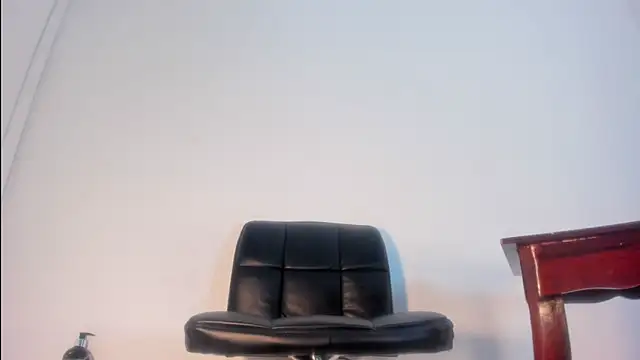 naughtylizeth_ webcam