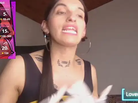 Scarlett_crastrawberry webcam