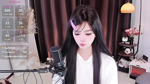 美女Anonymo68在线直播