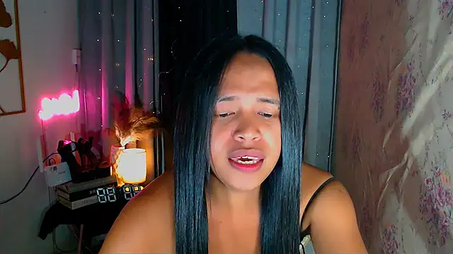 Lorainnelustts webcam