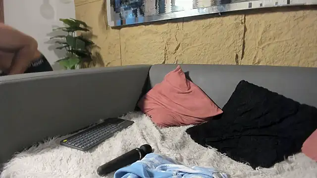 elliot_colton webcam