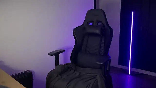 -KroshkaEnot- webcam