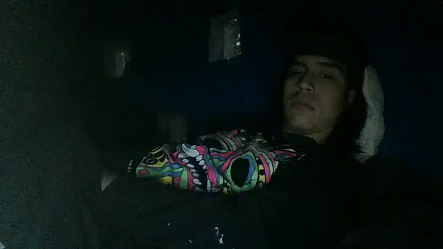 AlexAlejandro13 webcam