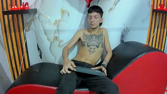 Straight_Guy22 webcam