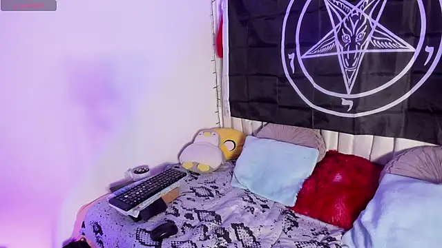 Lilith_Zenith_ webcam