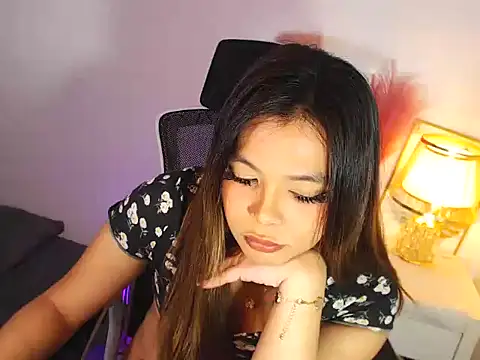 majestickitana - MajesticKitana's free webcam - UK Sex Cams