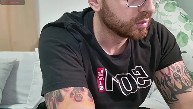 JayXCee_Official webcam