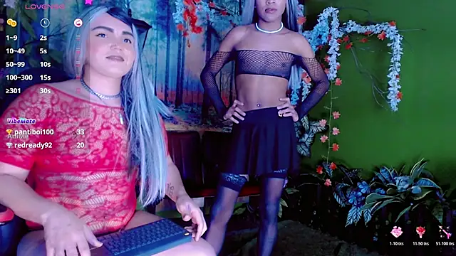 Cristal_and_noha webcam