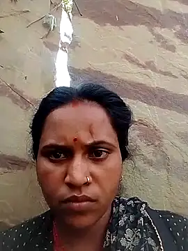 Panjaban_pooja webcam