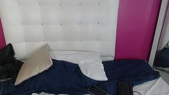 nextdoor_fantasy1 webcam