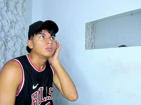 Valentino_Lane webcam