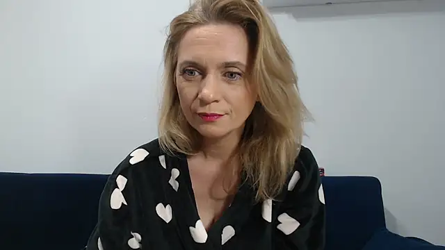 MysticCreature webcam