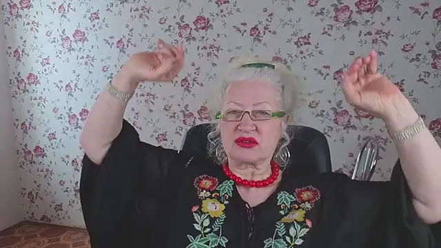 Maya_Mayflower webcam