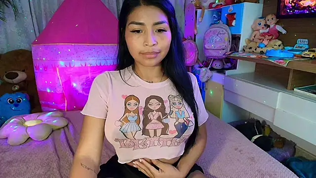 Pocahontascute_33 webcam