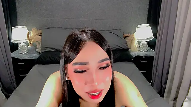 Kisha_fucks webcam
