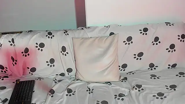 cirosky_elchicopolla webcam