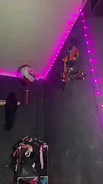 nikitadragunxxx - NikitaDragunXXX's free webcam - UK Sex Cams