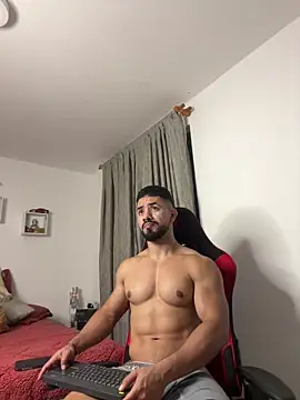 Ezzio_Scolaro webcam