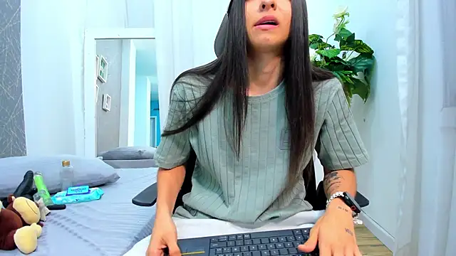 ViictoriiaSaenz webcam