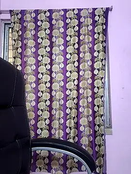 Webcam Model (cutie_pei002)  is live.Free join now!