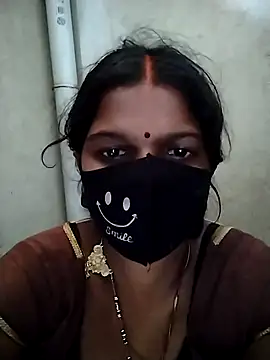 43-Aairah__6091 webcam