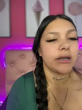 Miia__Taylor from StripChat is Freechat