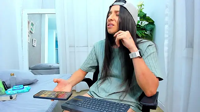 ViictoriiaSaenz webcam