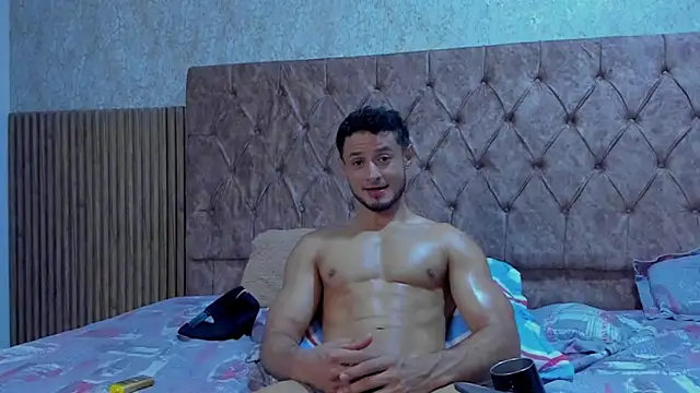 Adonys_Lewis_ webcam