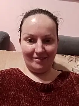 BustyLadyAlma webcam