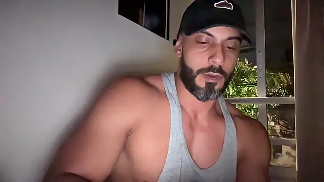 romeolovedark - Romeolovedark's free webcam - UK Sex Cams