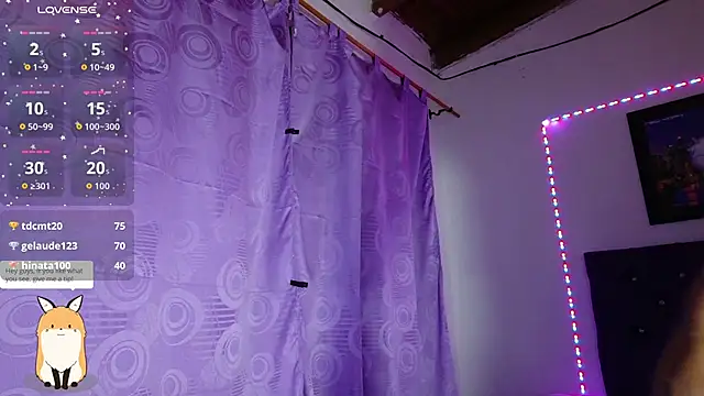 ebony_NeighborMoans webcam