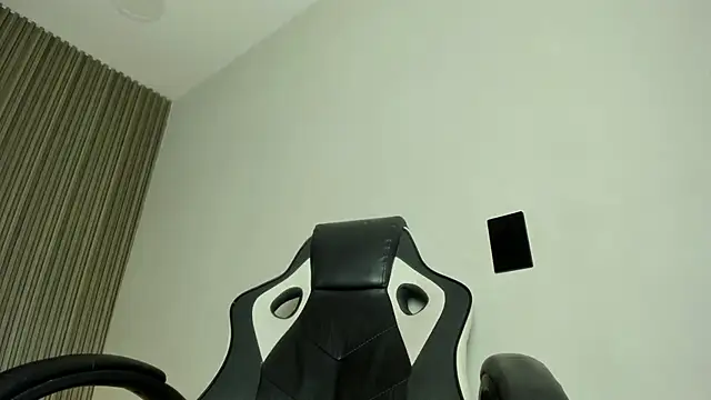 dania_miller_ webcam