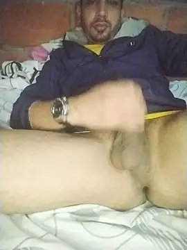 ashtoncooperr webcam