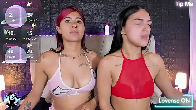 SEXXXXHORNY777 webcam