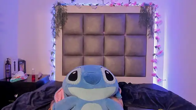 abbiecollins_js webcam