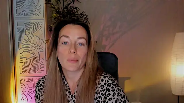 RebeccaMartinez webcam