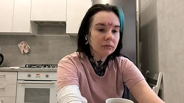 HighelikeGirl webcam