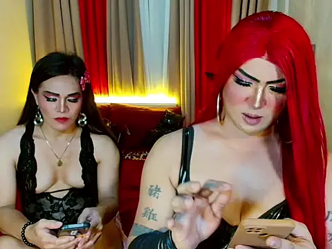 Incredible_Shemale webcam