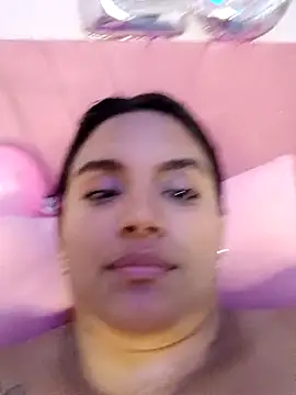 victoria_roussee webcam