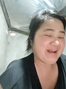 free strip chat BigBoobs186