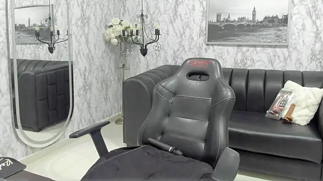 AlexandraMilff webcam